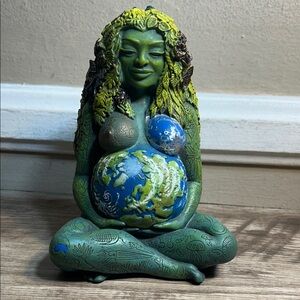 Millennial Gaia Mother Goddess Te Fiti Statue by Oberon Zell (Earth Green) 7"